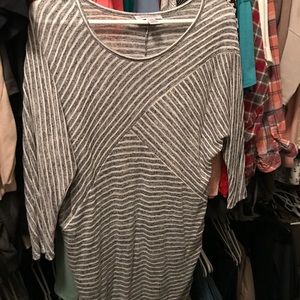 Set of two Motherhood Maternity thin sweaters